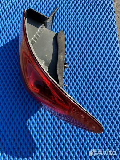 Фонарь задний правый Hyundai Elantra HD