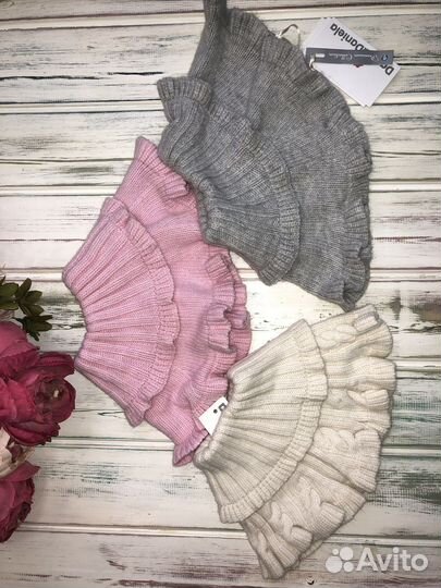 Манишки, шапки, варежки, шарфы на девочку