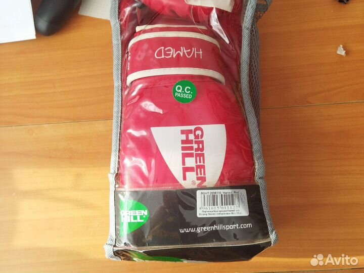 Боксерские перчатки green hill 10 oz