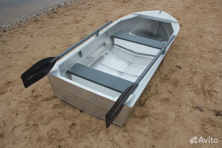 Алюминиевая лодка Малютка-Н 2.6 м.,новая,с вёслами