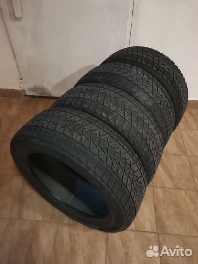 Bridgestone Blizzak DM-V2 235/55 R19 105T