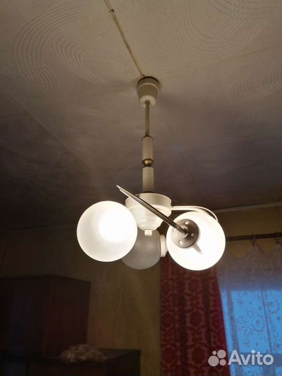 Люстры и светильники