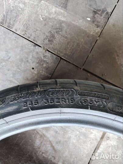 Michelin Pilot Super Sport 245/35 R19