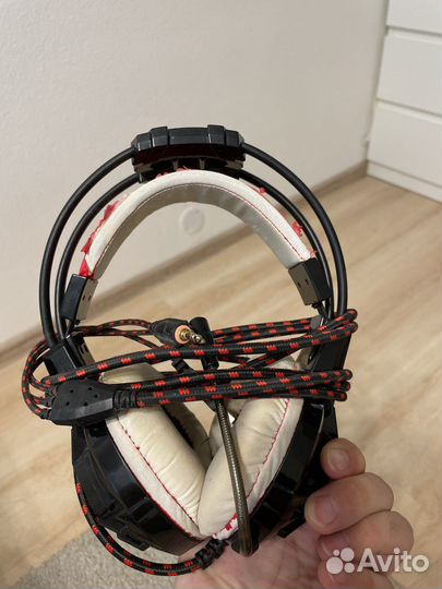 Наушники б/у