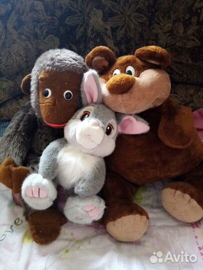 Мягкие игрушки.много