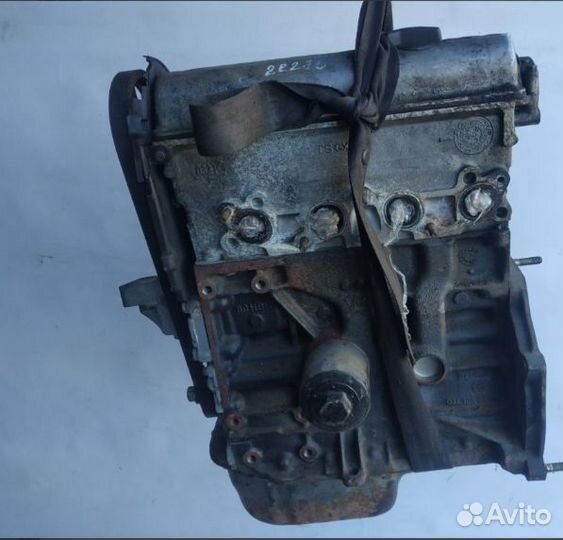 Двигатель Volkswagen Caddy 1.6 AEE