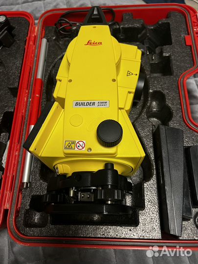 Leica builder r300m power