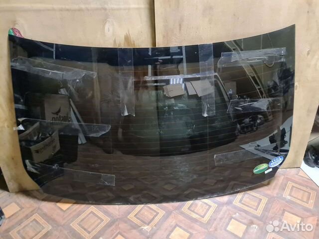 Заднее стекло BMW F30 F35 F80