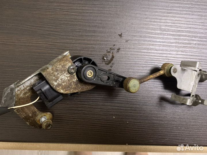 Запчасти mercedes w204