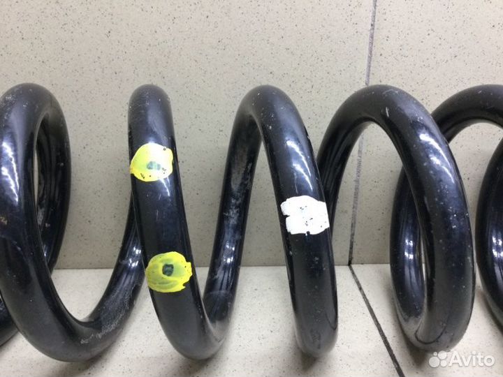 Пружина передняя Toyota Land Cruiser 200 2008