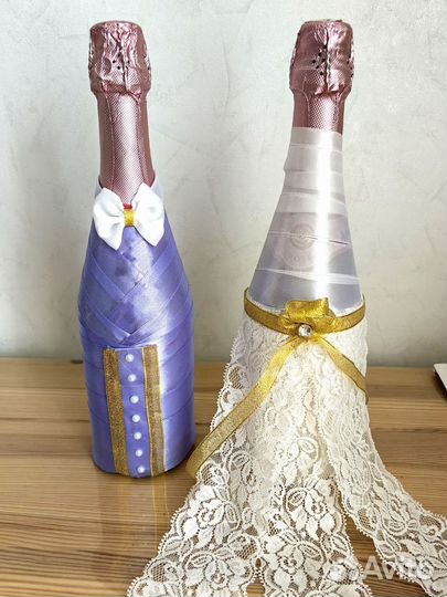 Свадебные шампанское и бокалы