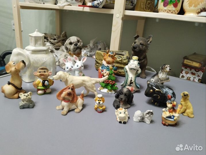 Статуэтки,фигурки