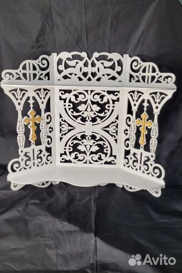 Полка для икон (иконостас)