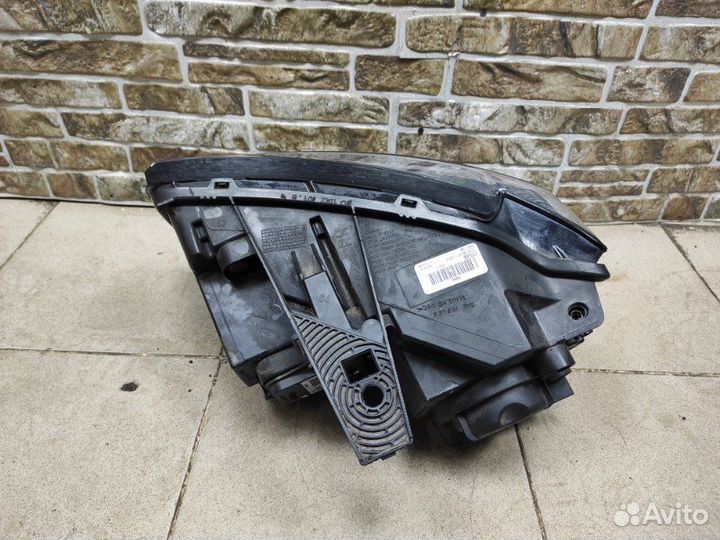 Фара правая Jeep Grand Cherokee