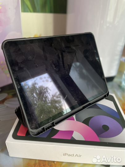iPad air 4 64gb wifi cellular