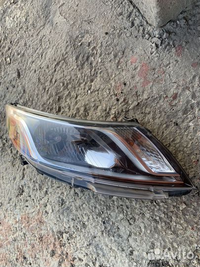 Фара правая kia rio 3