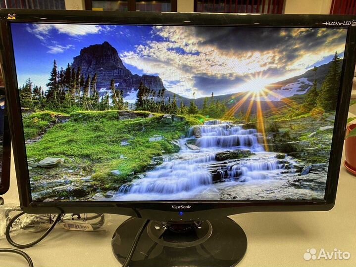 Монитор 22 viewsonic
