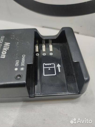 Зарядное устройство Nikon MH-23