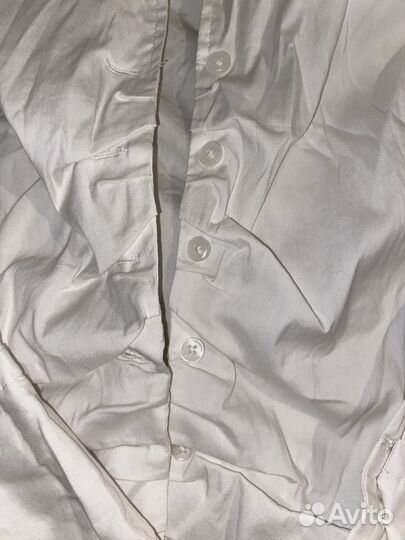 Рубашка белая с вырезом