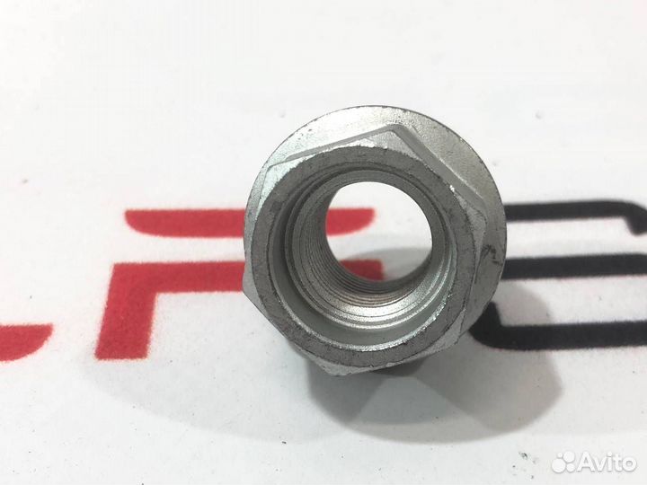 Гайка колесная Tesla Model X рест. 2022