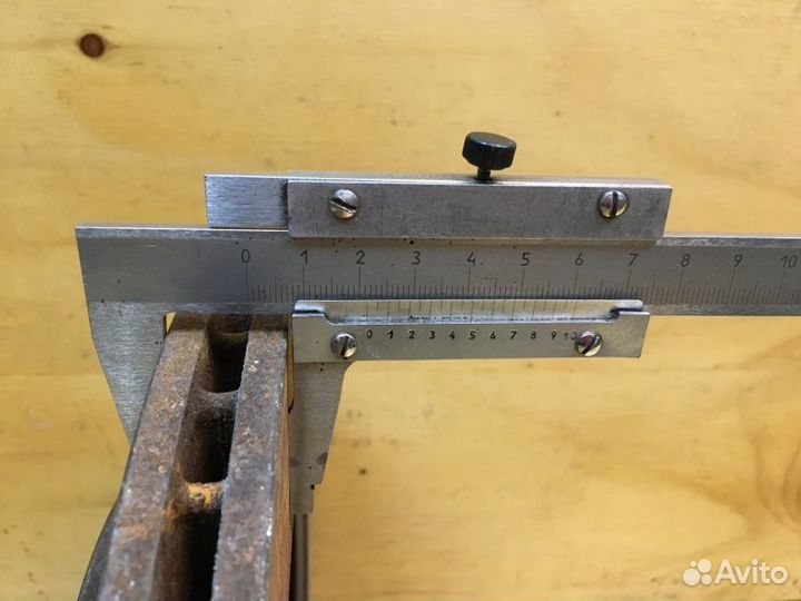 Диск тормозной прав. перед. mazda demio