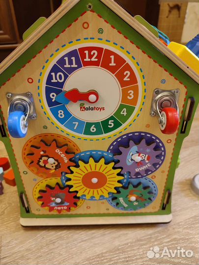 Бизиборд домик