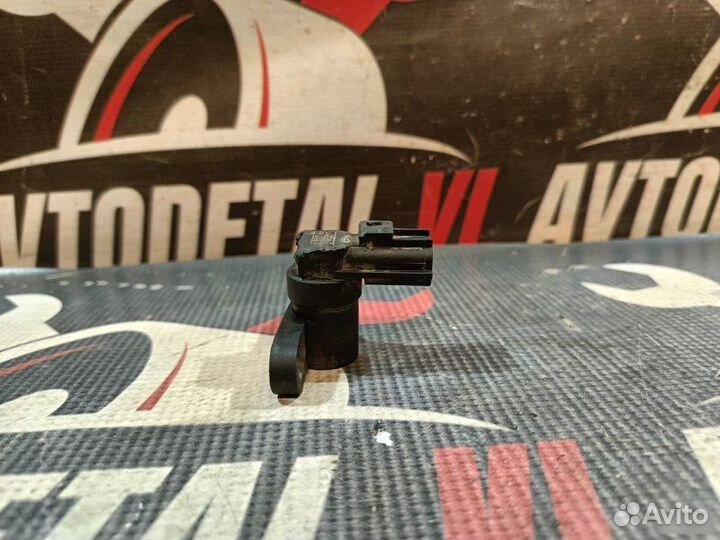 Датчик положения коленвала Mazda