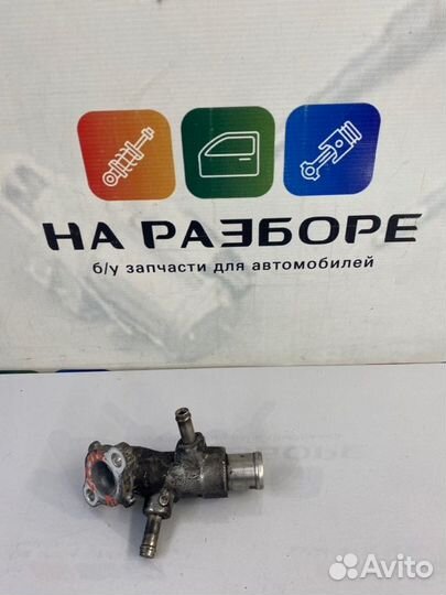 Фланец системы охлаждения Toyota Land Cruiser 200