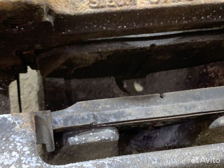 Суппорт передний правый KIA K5 DL3