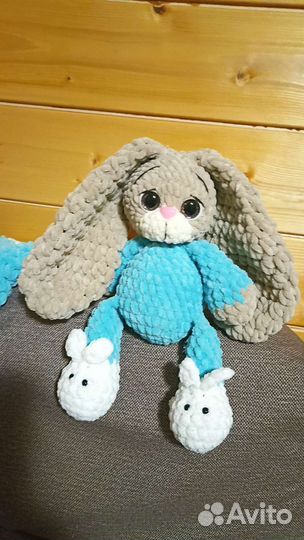 Вязанный заяц ручной работы