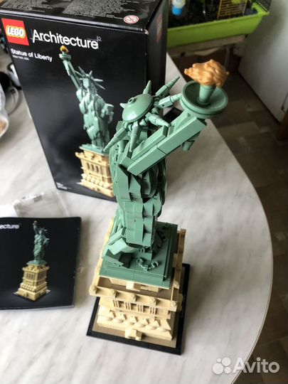 Lego architecture 21042 Statue of liberty