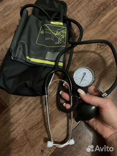 Тонометр механический новый
