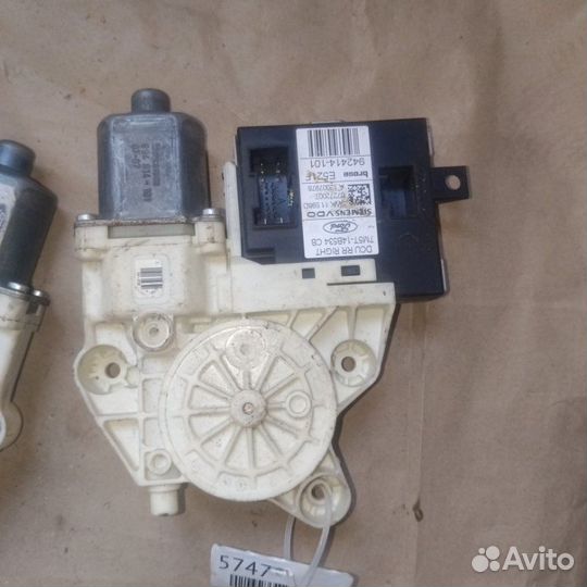 Моторчик Стеклоподъемника задний правый Ford Focus