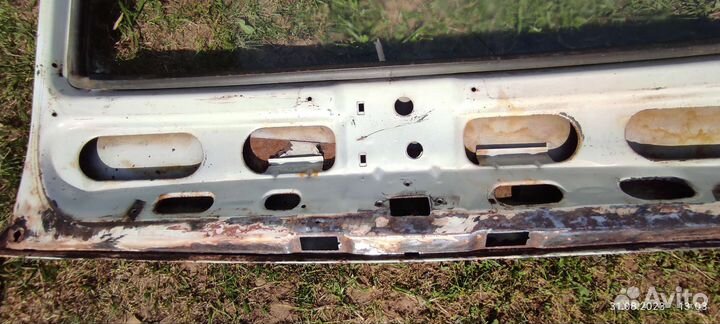 Дверь багажника москвич 2141