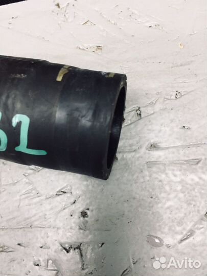 Патрубок системы охлаждения Volkswagen Touareg 7L