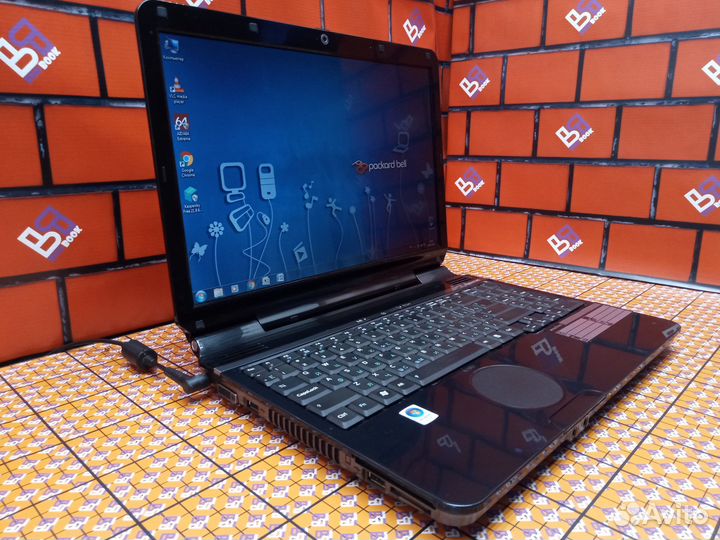 Ноутбук Packard /Core2Duo/Radeon HD/4 RAM/500 HDD