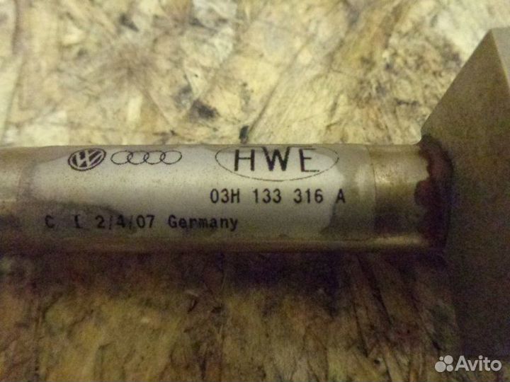 Топливная рампа Volkswagen Touareg 7L BHK