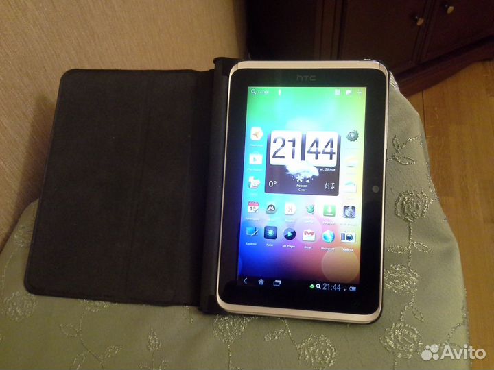 Продается планшет HTC 32Gb + Navitel Navigator