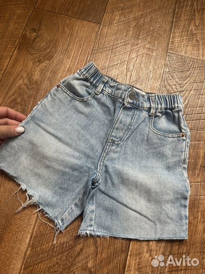 Шорты Zara джинсовые на мальчика 3-4 года