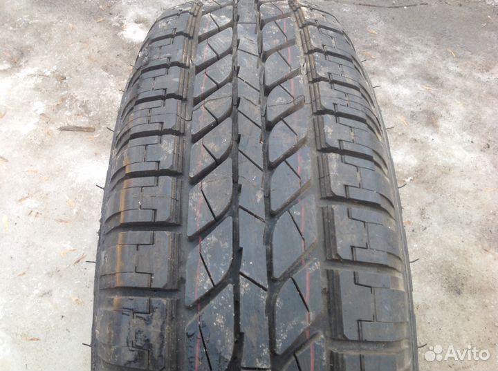 Michelin Agilis 3 215/80 R16