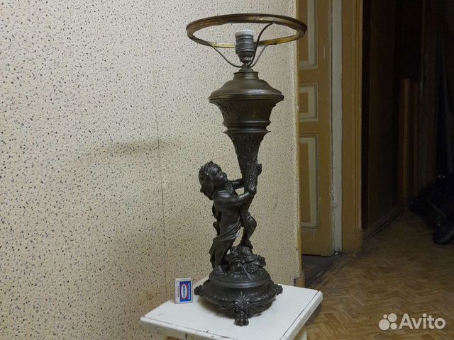 Лампа настольная,шпиатр, старинная