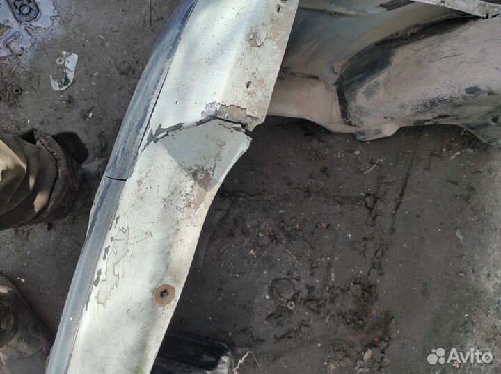 Бампер задний Renault symbol 1