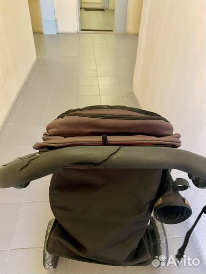 Коляска прогулочная mountain buggy swift