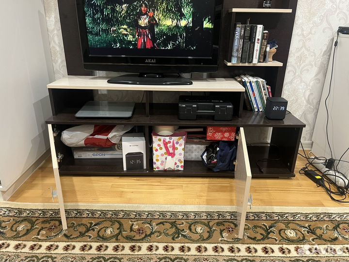 Тумба под телевизор
