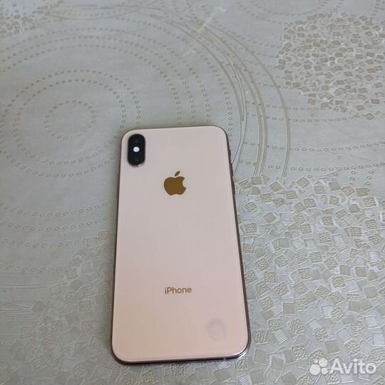 Телефон iPhone Xs