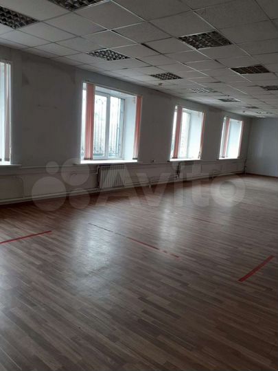 Торговая площадь, 92 м²