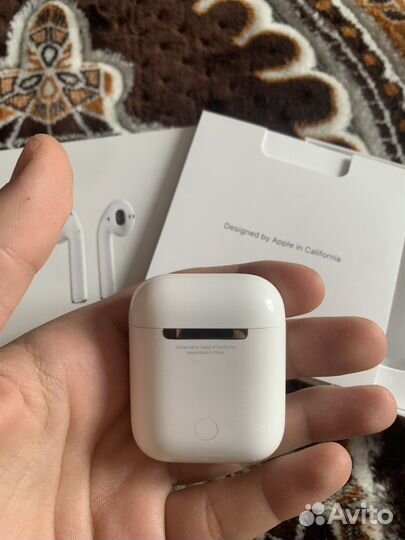 AirPods 2 кейс