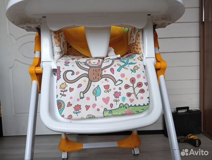 Стул для кормления