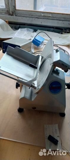 Электрическая мясорезка