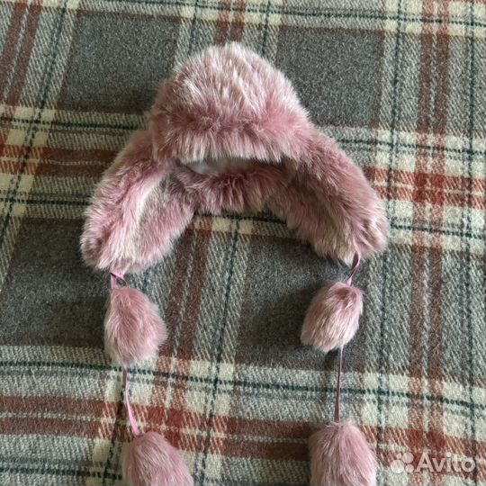 Шапка зимняя для девочки новая